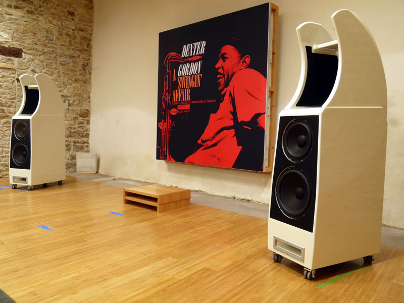 genopretning utilsigtet hændelse kul Wilson Audio Alexx speakers and Thor's Hammer subwoofers - The Audio Beat -  www.TheAudioBeat.com