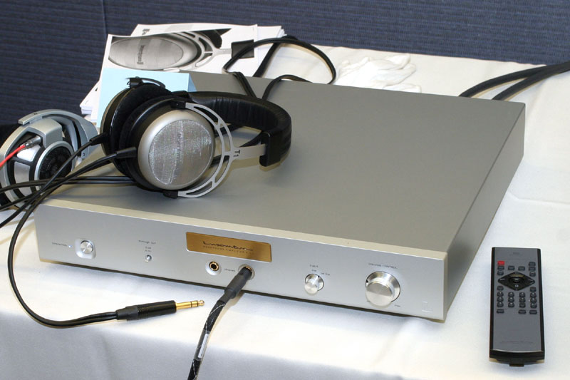 The Audio Beat - CanJam 2010 - Hot Product - Luxman P-1u and P-200